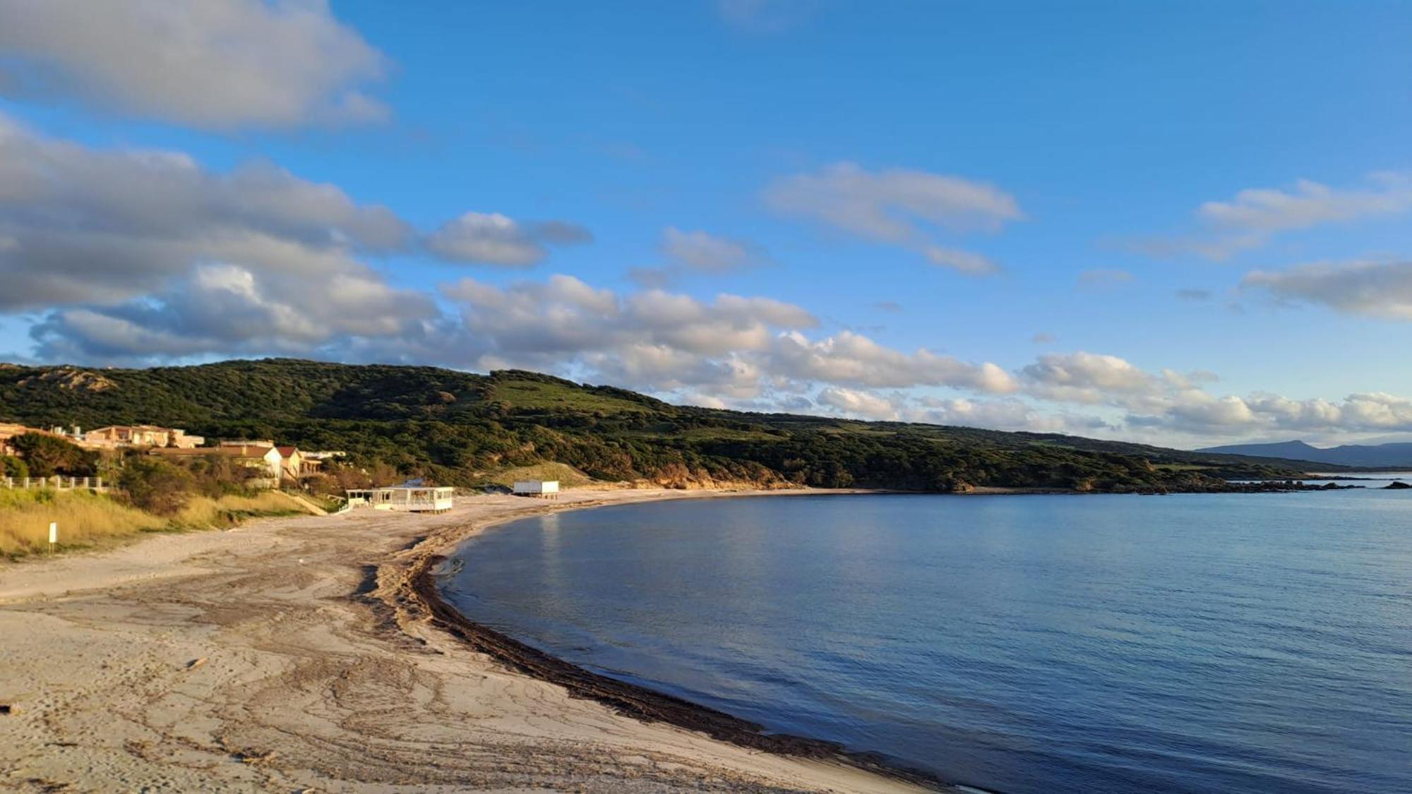 Sardegna Isola Rossa Casa Mirta Vista Mare E Wifi Lägenhet Exteriör bild